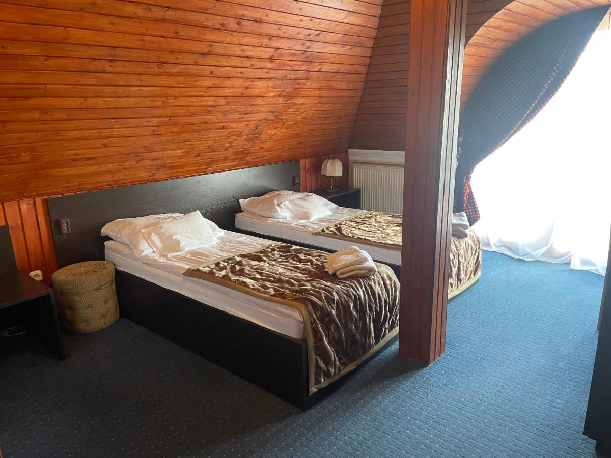 Karikas Hotel Hajdúszoboszló Eksteriør bilde