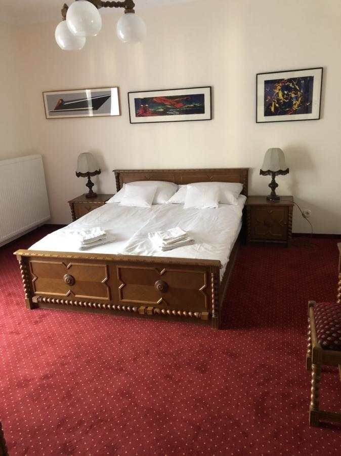 Karikas Hotel Hajdúszoboszló Eksteriør bilde