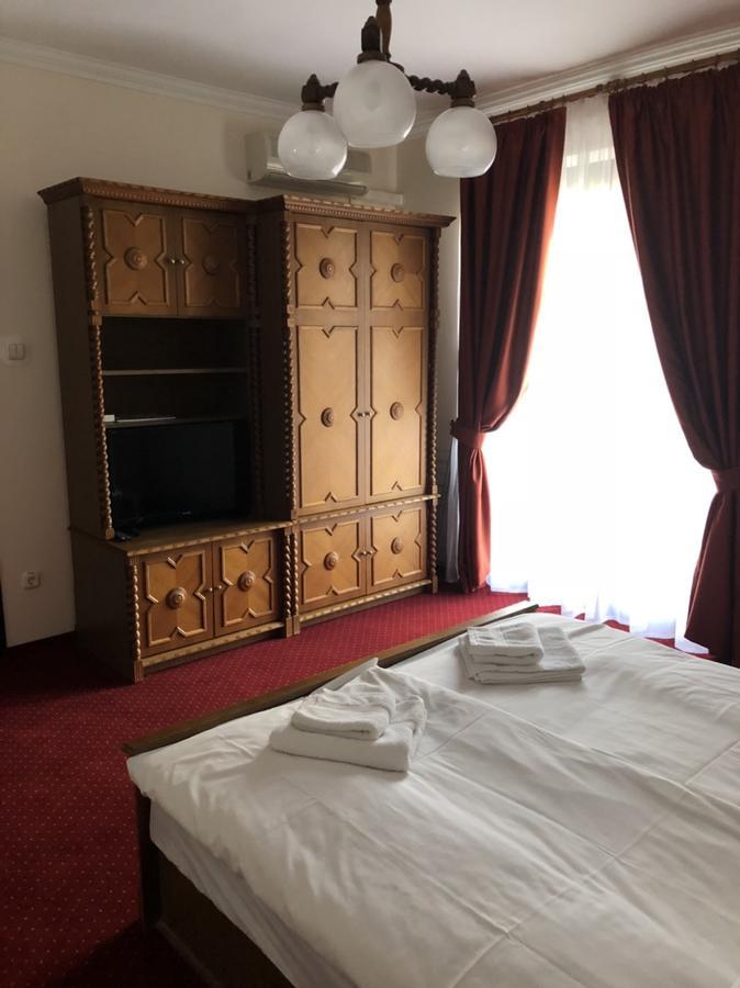 Karikas Hotel Hajdúszoboszló Eksteriør bilde
