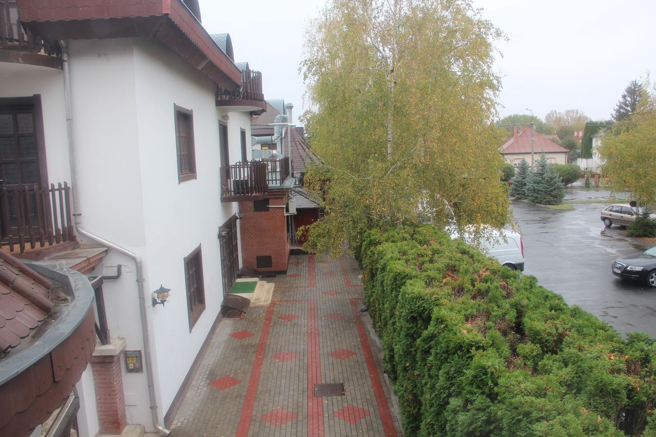 Karikas Hotel Hajdúszoboszló Eksteriør bilde